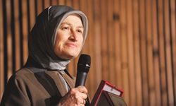 Gönüllülüğün sessiz kahramanı: Dr. Gülsen Ataseven’in hayatı kitaplaştırıldı