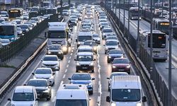 İstanbul'da yaşananın yılda 288 saati trafikte geçiyor