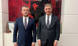İzmir'de CHP'den istifalar peş peşe geldi