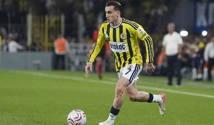 Fenerbahçelileri korkutan sakatlık: Kerem Aktürkoğlu ambulansa taşındı