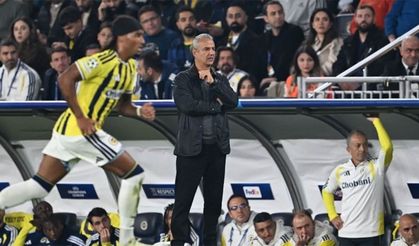 Fenerbahçe, Kadıköy'de galibiyeti son dakikada kaçırdı