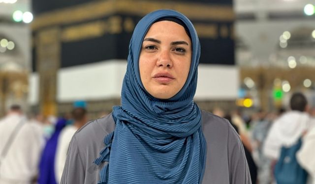 Fulya Öztürk Umre'den fotoğraf paylaştı