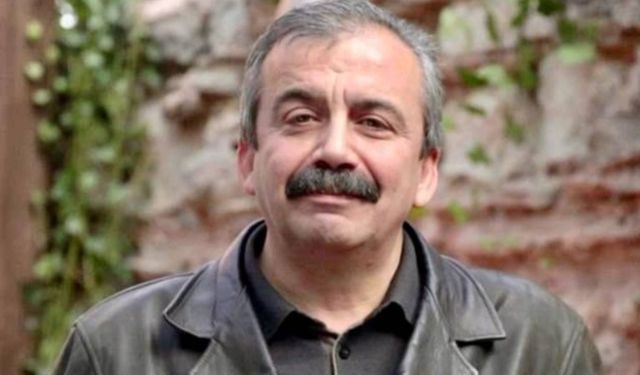 Doktorundan açıklama: Sırrı Süreyya Önder uyanmıyor
