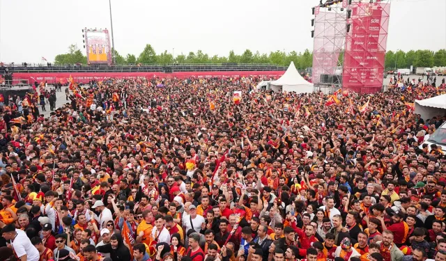 Galatasaray borsada da yatırımcısına kazandırdı