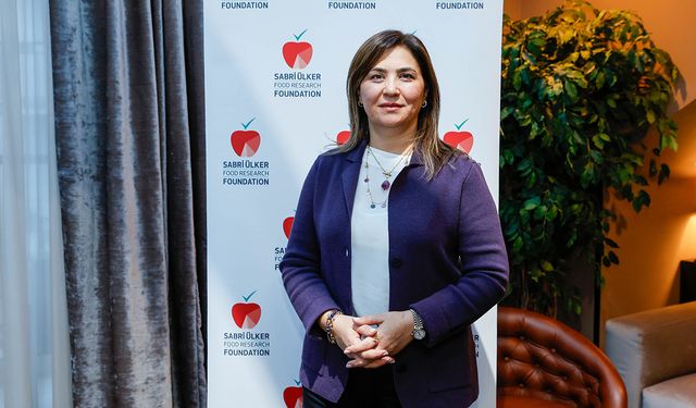 Sabri Ülker Vakfı Eczacıları da unutmadı