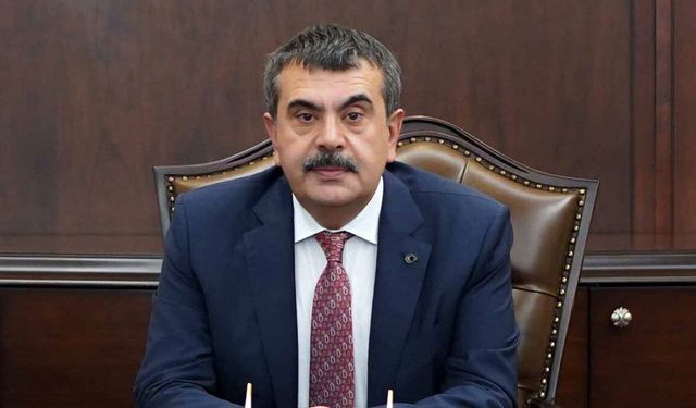 Bakan Tekin: Zorluk yaşayan bize gelsin