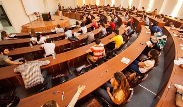 Özel üniversitelerin kontenjanları boş kaldı