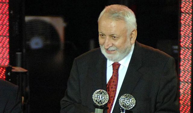 Yücel Çakmaklı rahmetle anılıyor