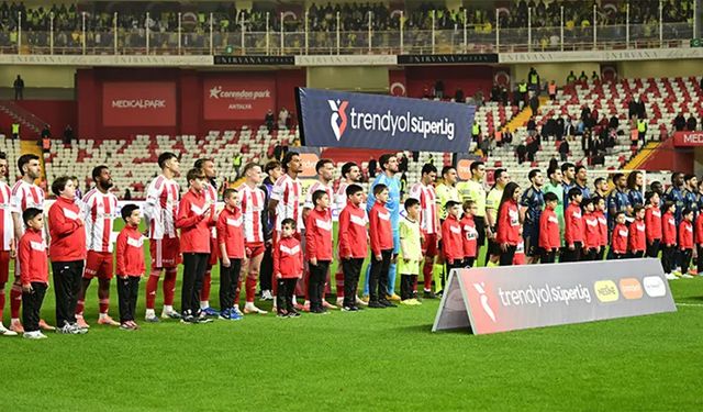 Fenerbahçe ile Antalyaspor puanları paylaştı