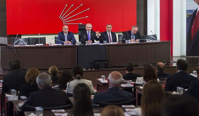 CHP'de arınma tam gaz: 48 isim hakkında ihraç kararı