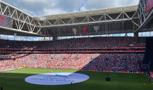 TÜGVA Yaz Okulları finalinde on binlerce genç RAMS Park’ta buluştu