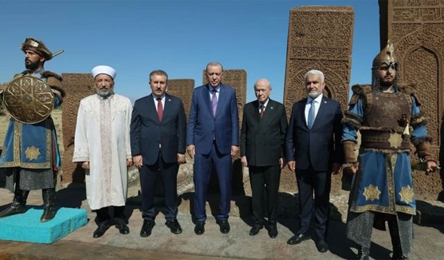 Cumhur İttifakı liderleri Ahlat'ta buluştu
