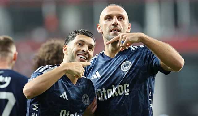 Fenerbahçe derbi öncesi 3 puanla moral buldu