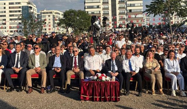 Özgür Özel'in Ankara'daki törenine Mansur Yavaş katılmadı