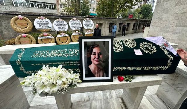 Aşk-ı Memnu’nun "Arsen Halası" Gülsen Tuncer’e son veda
