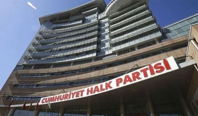 CHP’de 4 belediye başkanı için ihraç kararı
