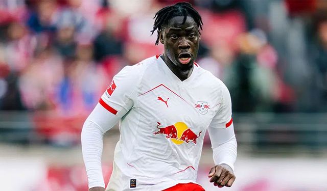 Galatasaray yeni transferi KAP'a bildirdi