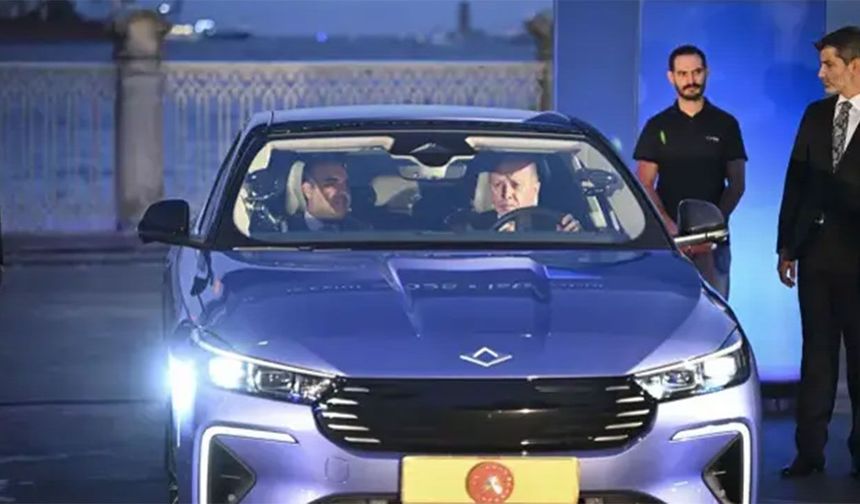 Togg sedan modelinin ilk teslimatı yapıldı