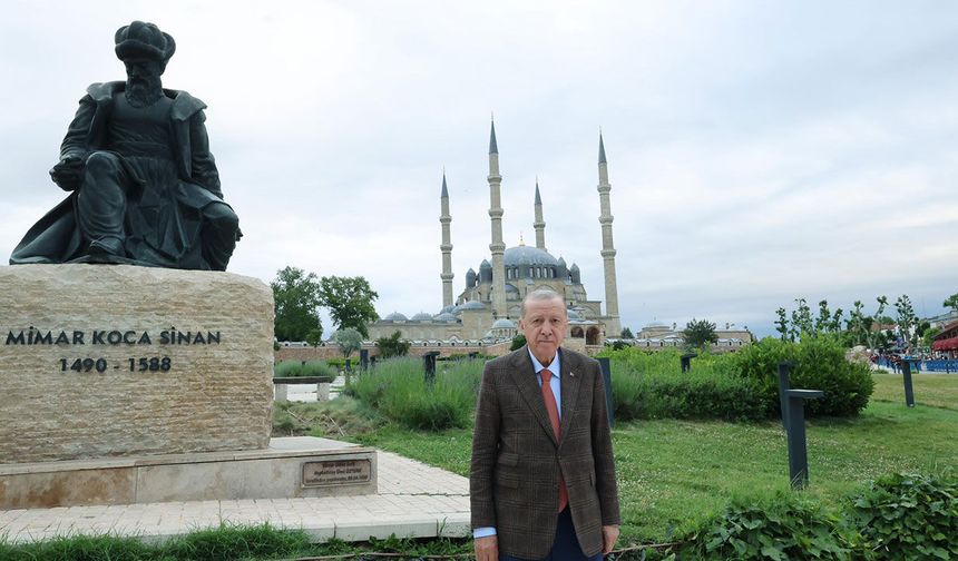 Cumhurbaşkanı Erdoğan Selimiye Camii'nde Kur'an- Kerim okudu