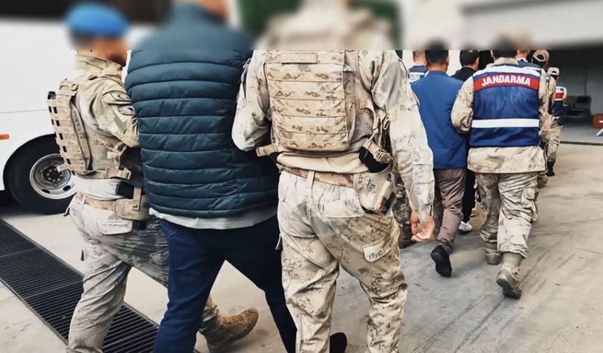 Oteller, arsalar, otobüsler... uyuşturucu çetesine ağır darbe, hepsine el kondu