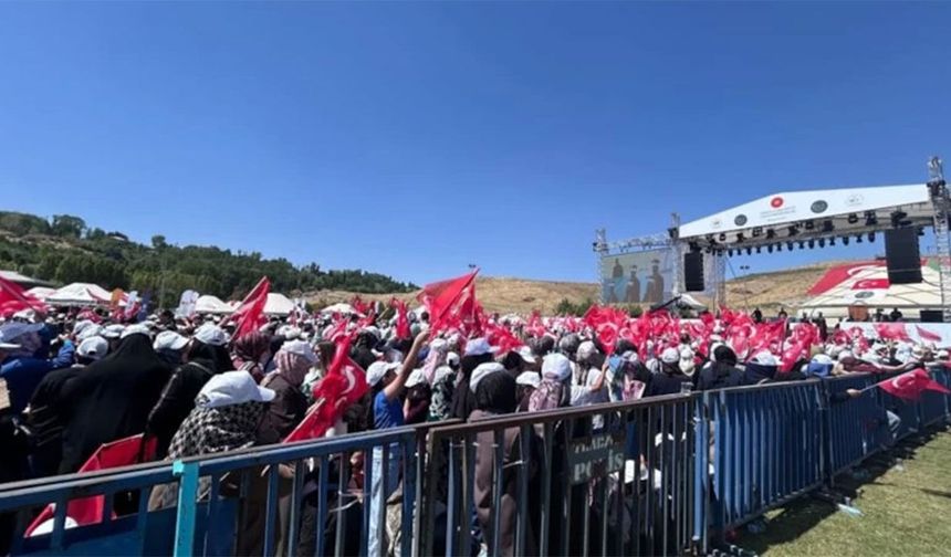 Ahlat’ta Malazgirt Zaferi’nin 955. yıl dönümü coşkusu