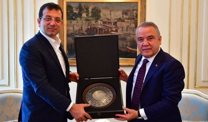 Muhittin Böcek'in İmamoğlu'na rüşvet iddiaları baz verileriyle ispatlandı