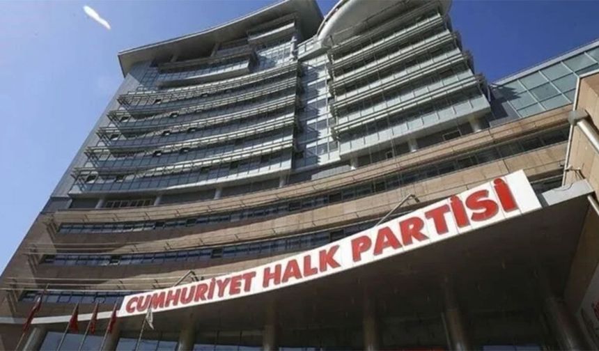 CHP’de 4 belediye başkanı için ihraç kararı