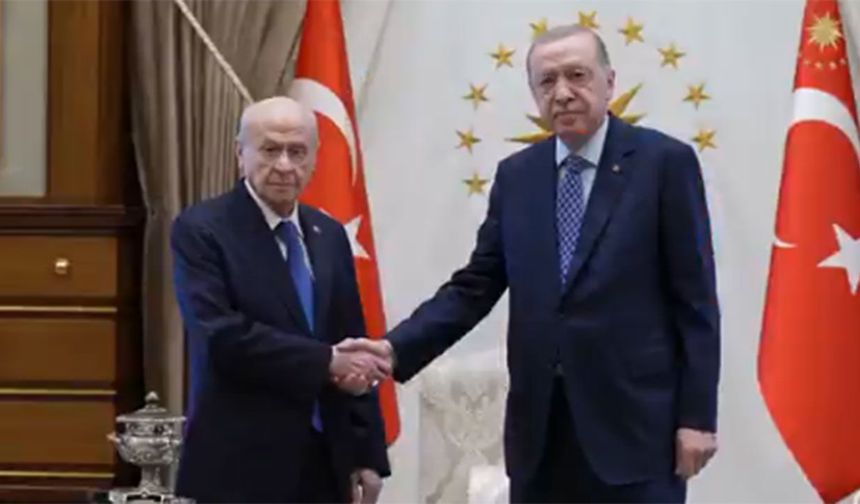 Cumhurbaşkanı Erdoğan, Bahçeli'yi Külliye'de kabul etti