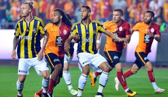 Kanarya, 4 Kasım'da ise Avrupa Ligi'nde Antwerp ile deplasmanda karşılaşacak. Sarı-Lacivertliler, bu maçtan sonra evinde Kayserispor'u ağırlayacak. Bu karşılaşmalardan alınacak sonuçlar sonrası Başkan Ali Koç, Vitor Pereira ile ilgili net kararını verecek. Fenerbahçe milli arası sonrası Galatasaray 'la deplasmanda karşılaşacak.