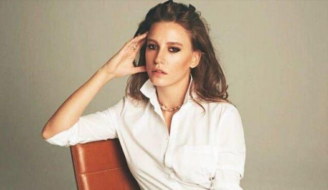 Ünlü mankenin bu reklam filminde alacağı ücret deyim yerindeyse dudak uçuklattı.