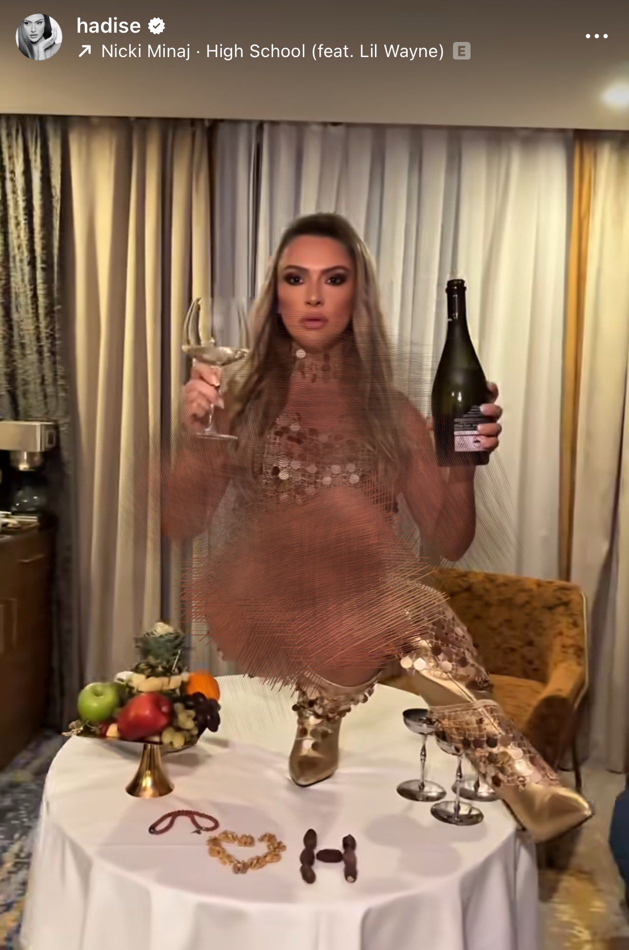 Hadise Hurma Resmi