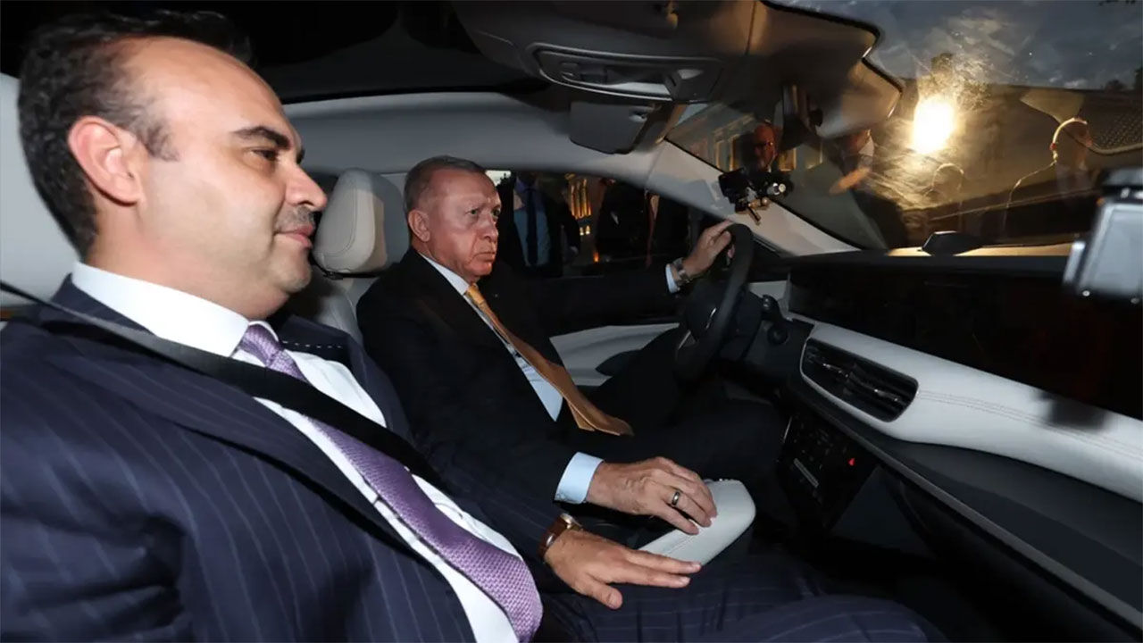 Erdoğan Togg Sedan (3)